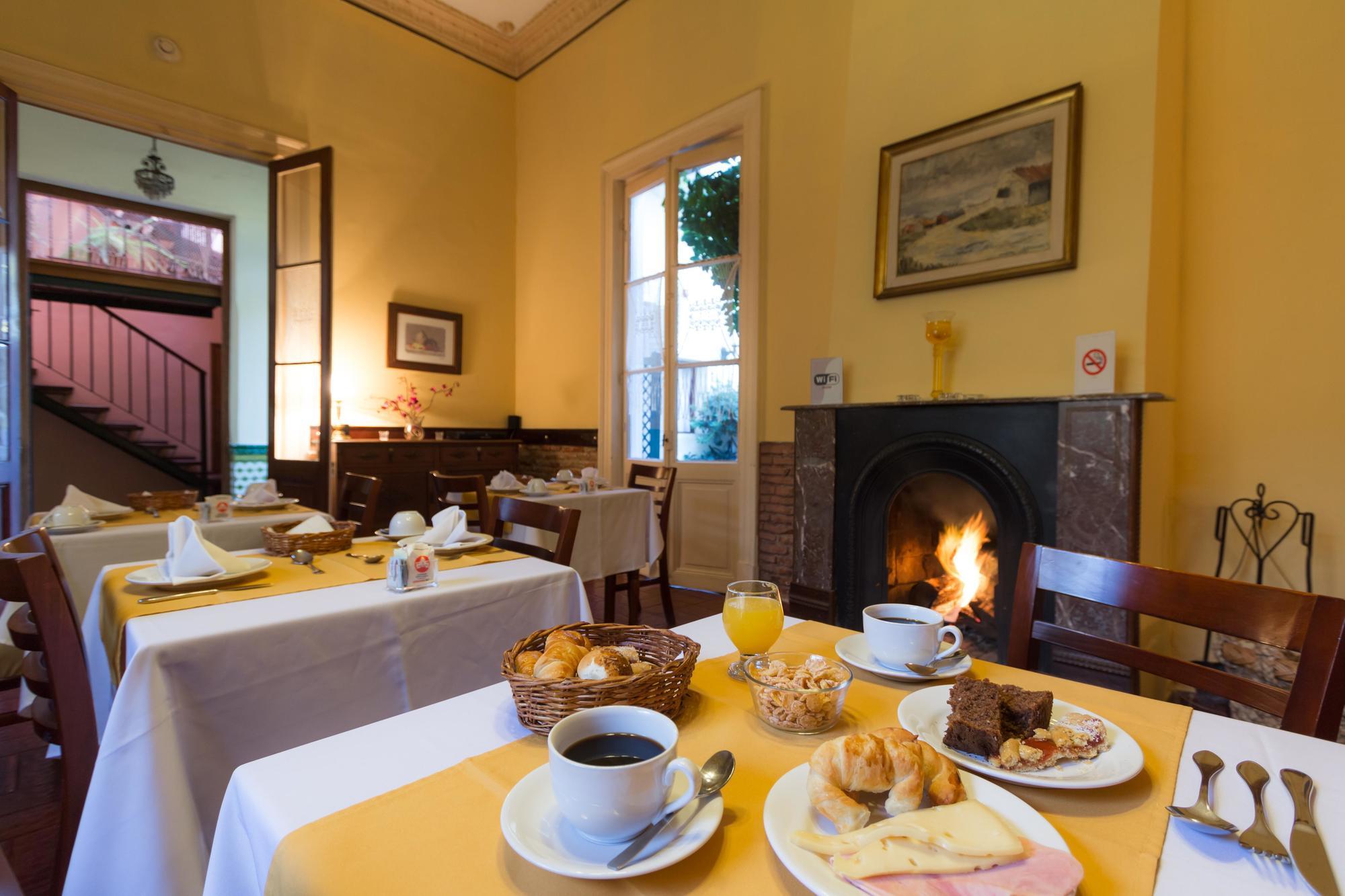 Posada Del Virrey Colonia del Sacramento Ngoại thất bức ảnh