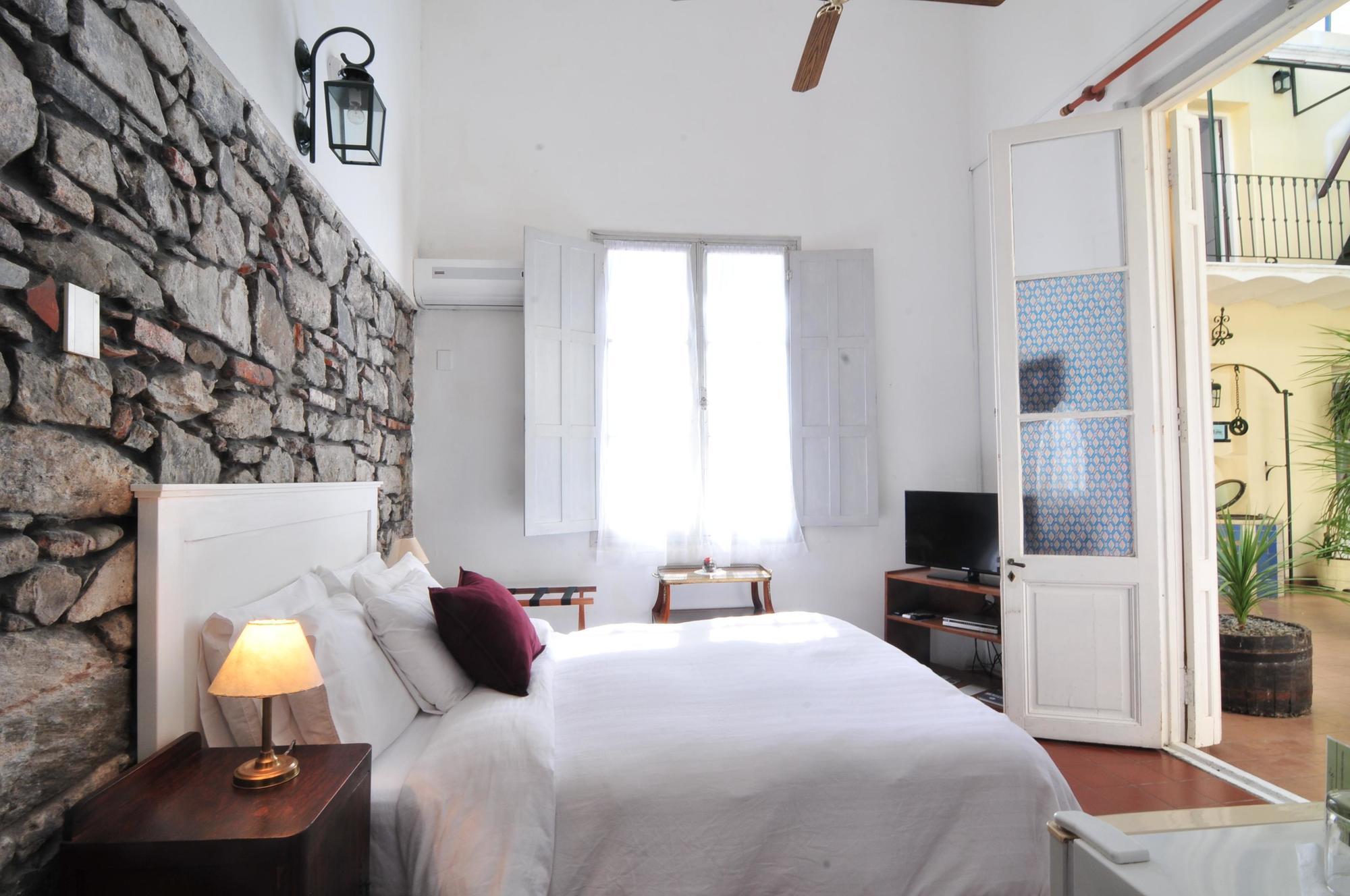 Posada Del Virrey Colonia del Sacramento Ngoại thất bức ảnh