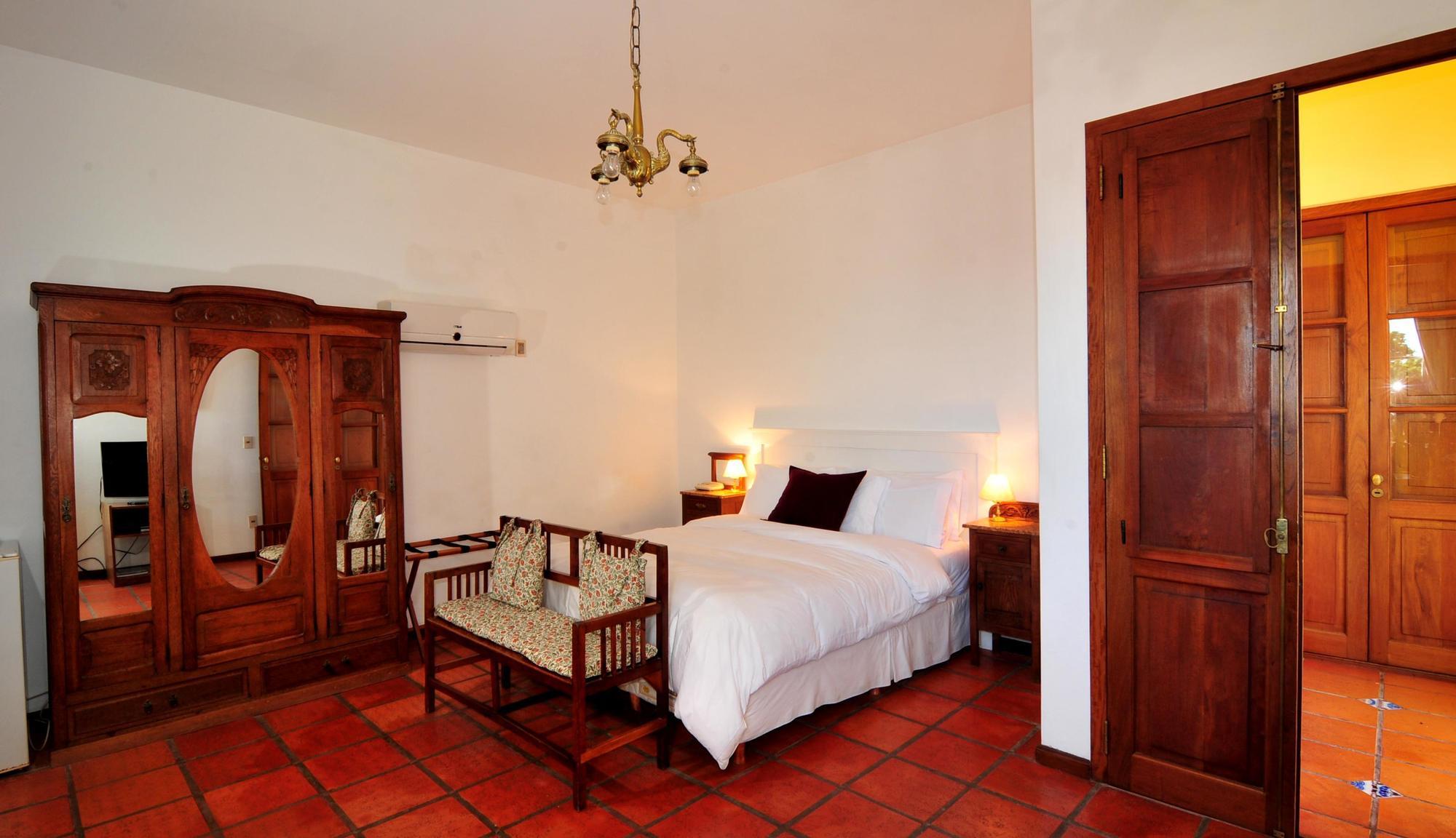 Posada Del Virrey Colonia del Sacramento Ngoại thất bức ảnh